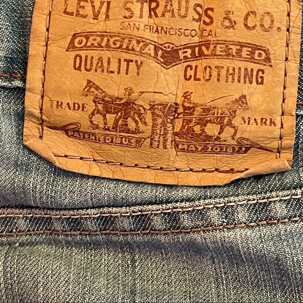 LEVI'S 514 Slim Straight denim blue jeans W32 L30